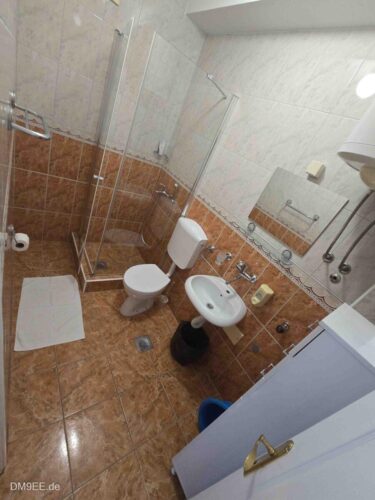 DM9EE-2025-10-14-20-49-02