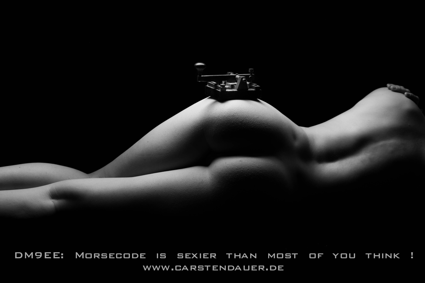 2021_03_27__01-00-56_CD__0050__DM9EE_morsecodeis