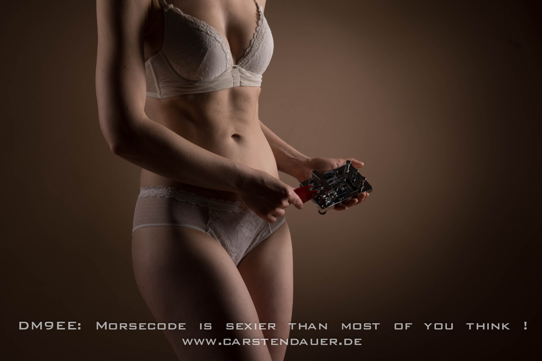 2026_04_05__23-35-58_CD__1485__DM9EE_morsecodeis